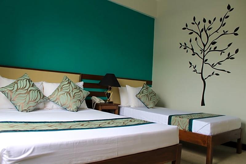 Reddoorz Plus Near Rizal Junction Puerto Princesa Luaran gambar